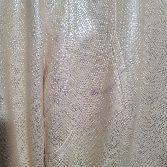 Jacket - Picture 4 of 7